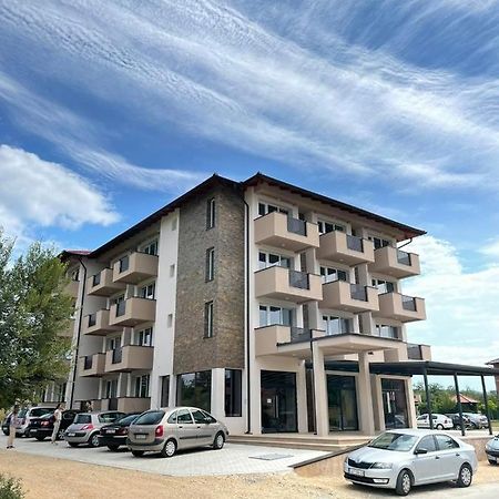 Siesta Srebrno Jezero Aparthotel Veliko Gradište Exterior foto